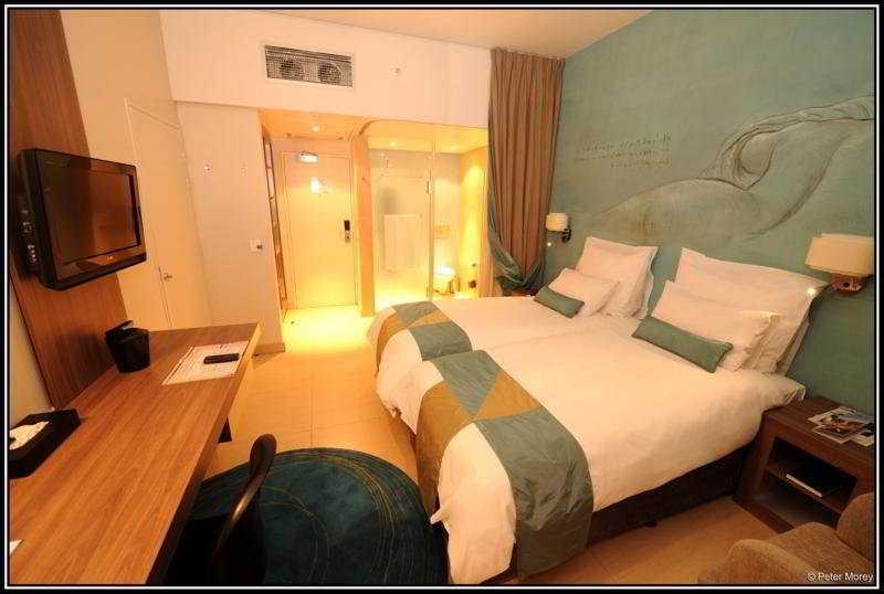 Peermont Metcourt Suites At Emperors Palace Kempton Park Ngoại thất bức ảnh