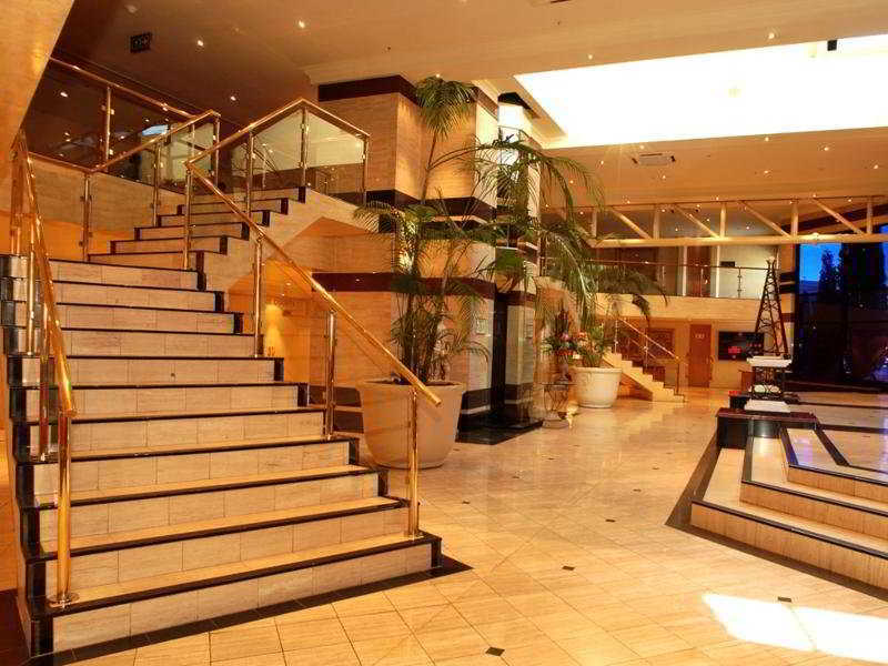 Peermont Metcourt Suites At Emperors Palace Kempton Park Ngoại thất bức ảnh